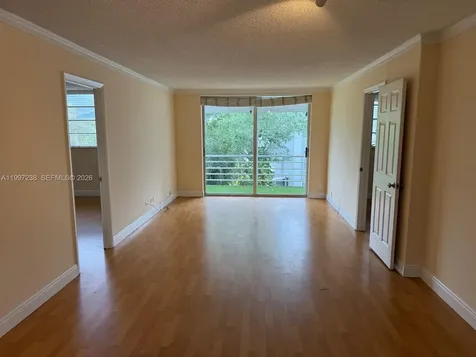 447 NE 195th Street Miami FL 33179