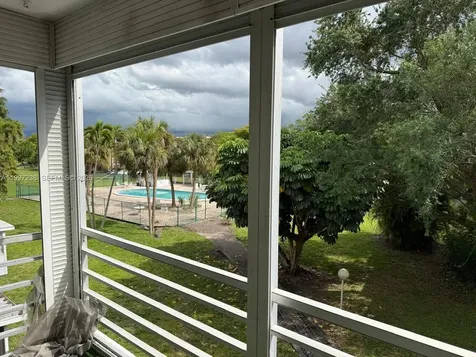 447 NE 195th Street Miami FL 33179