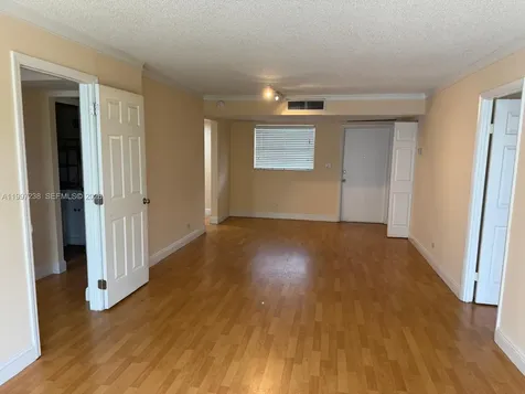 447 NE 195th Street Miami FL 33179