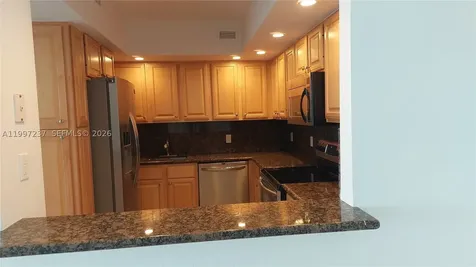 5600 Collins Avenue Miami Beach FL 33140