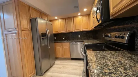 5600 Collins Avenue Miami Beach FL 33140