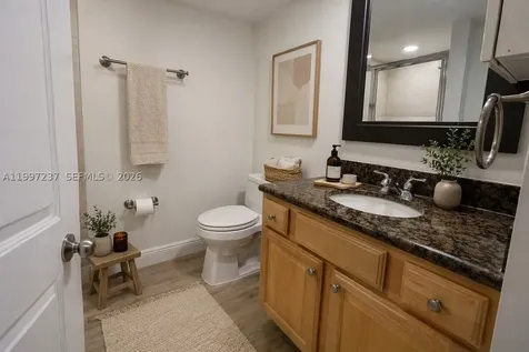 5600 Collins Avenue Miami Beach FL 33140