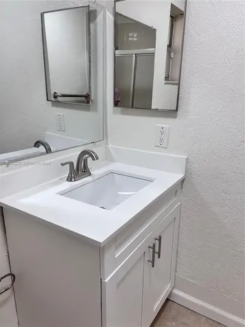 821 W Beckley Square Davie FL 33325