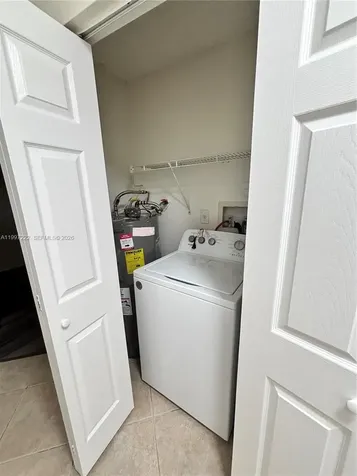 821 W Beckley Square Davie FL 33325