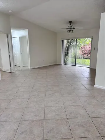 821 W Beckley Square Davie FL 33325