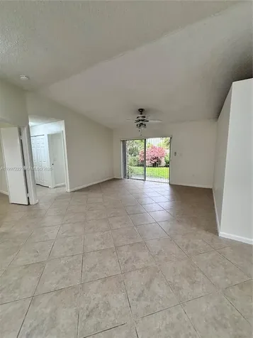 821 W Beckley Square Davie FL 33325