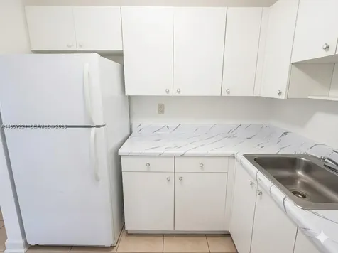 1755 W 60th Street Hialeah FL 33012