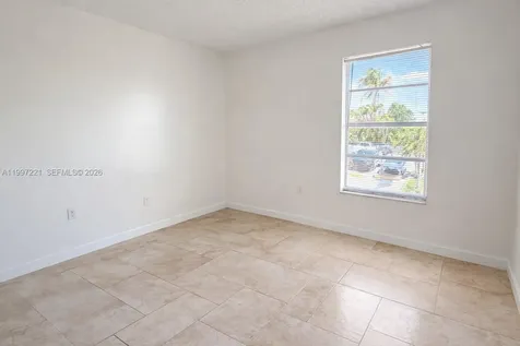 1755 W 60th Street Hialeah FL 33012