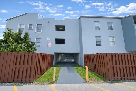 1755 W 60th Street Hialeah FL 33012