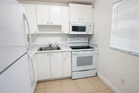 1755 W 60th Street Hialeah FL 33012