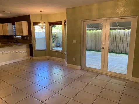 194 Maple Terrace Davie FL 33325