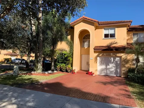194 Maple Terrace Davie FL 33325