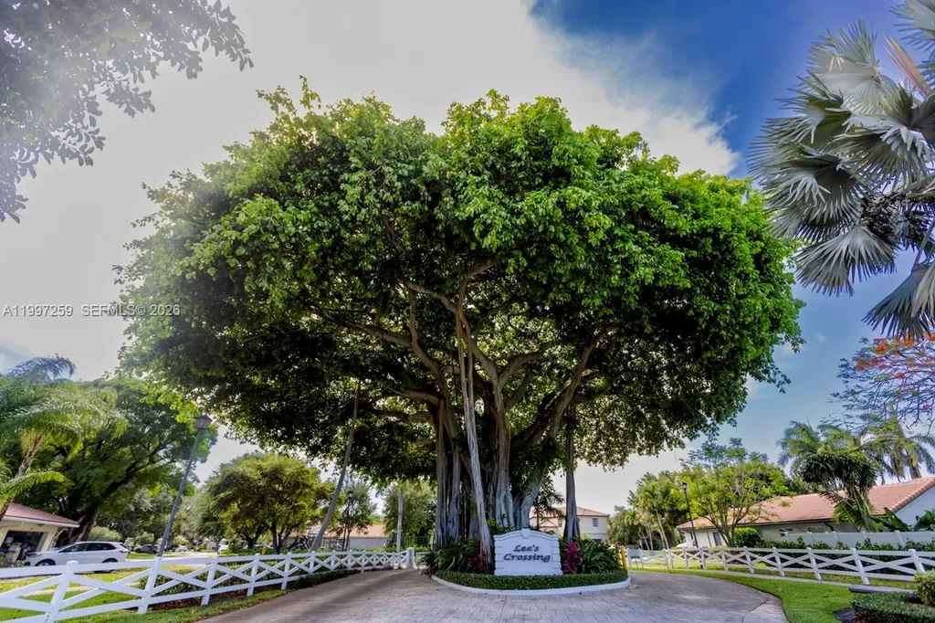130 E Lee Road Delray Beach FL 33445