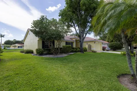 130 E Lee Road Delray Beach FL 33445