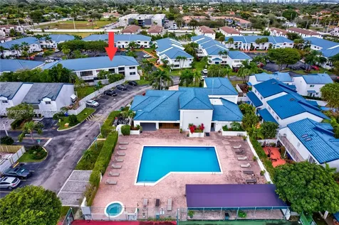 21300 San Simeon Way Miami FL 33179