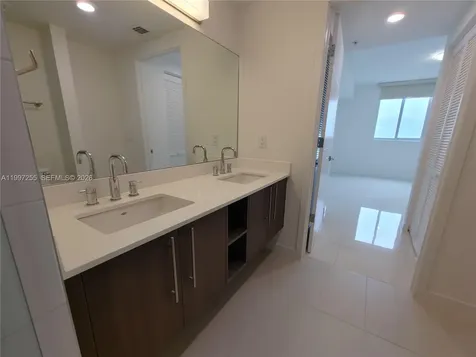 7661 NW 107th Avenue Doral FL 33178