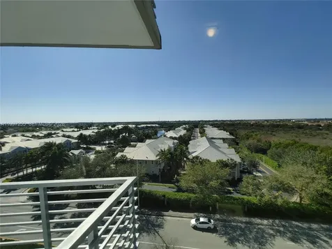 7661 NW 107th Avenue Doral FL 33178