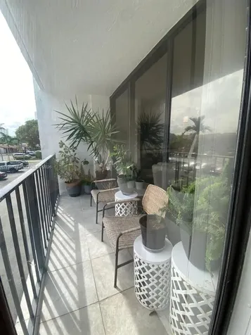 200 Leslie Drive Hallandale Beach FL 33009