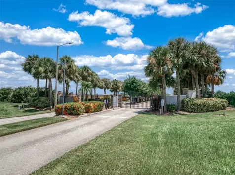 134 Sunset Point Drive Lake Placid Other City - In The State Of Florida FL 33852