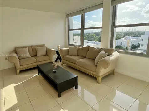 2899 Collins Avenue Miami Beach FL 33140