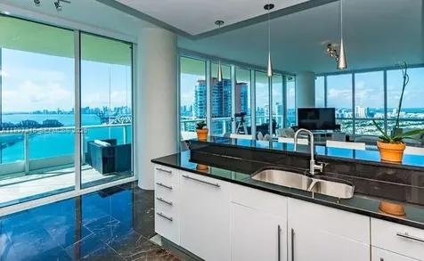 100 S Pointe Drive Miami Beach FL 33139