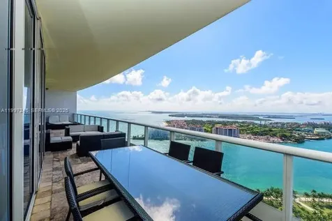 100 S Pointe Drive Miami Beach FL 33139