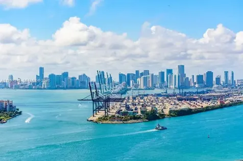 100 S Pointe Drive Miami Beach FL 33139