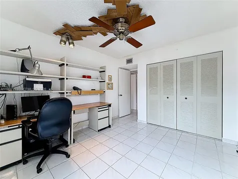 5700 SW 127th Avenue Miami FL 33183