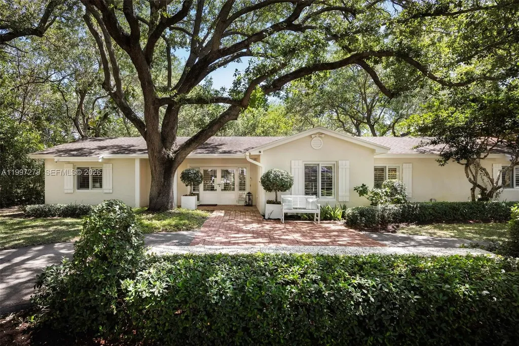 16167 SW 74th Place Palmetto Bay FL 33157