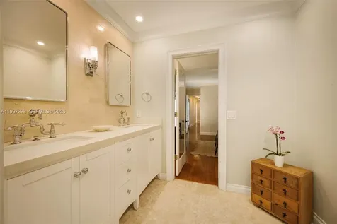 16167 SW 74th Place Palmetto Bay FL 33157
