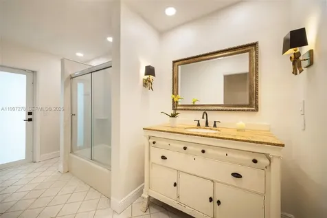 16167 SW 74th Place Palmetto Bay FL 33157