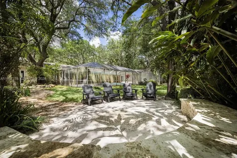16167 SW 74th Place Palmetto Bay FL 33157