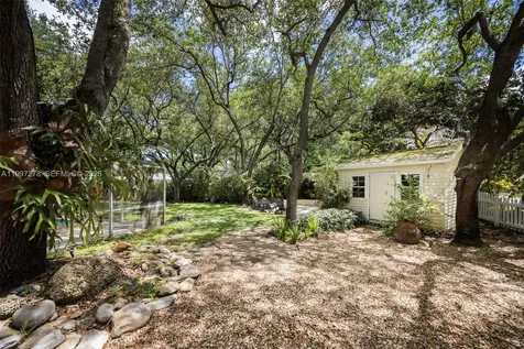 16167 SW 74th Place Palmetto Bay FL 33157