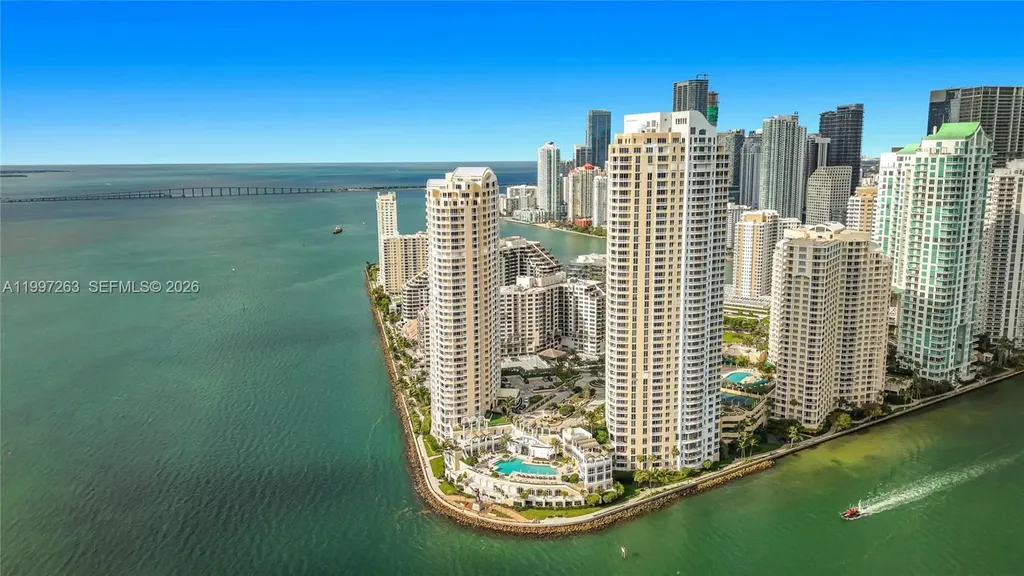 808 Brickell Key Drive Miami FL 33131