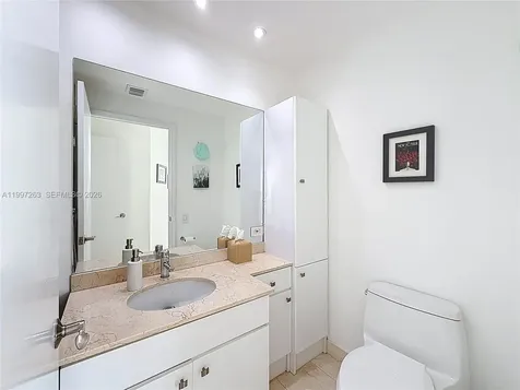 808 Brickell Key Drive Miami FL 33131