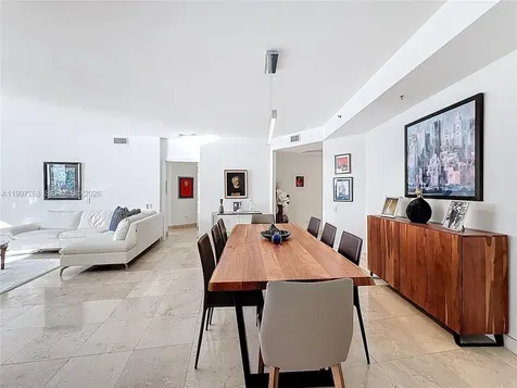 808 Brickell Key Drive Miami FL 33131