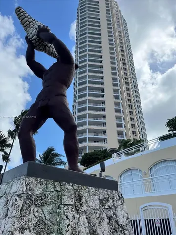 808 Brickell Key Drive Miami FL 33131