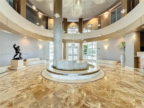 808 Brickell Key Drive Miami FL 33131