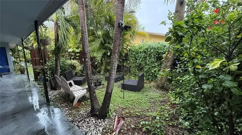 1035 SW 30th Street Fort Lauderdale FL 33315