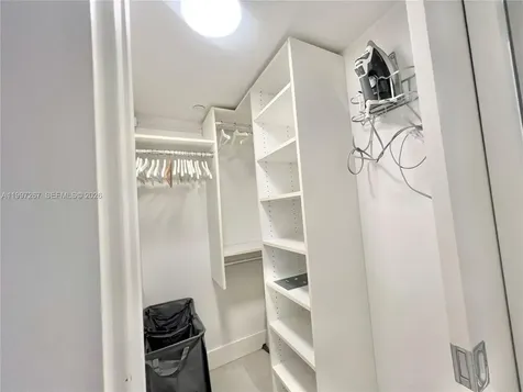 7832 Collins Avenue Miami Beach FL 33141