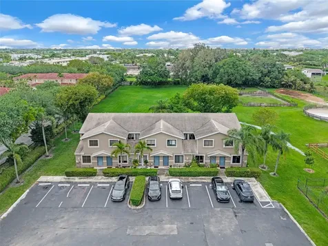 4930 S University Drive Davie FL 33328