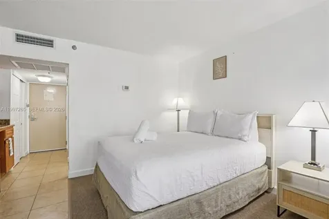 19201 Collins Avenue Sunny Isles Beach FL 33160