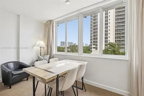 19201 Collins Avenue Sunny Isles Beach FL 33160