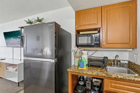 19201 Collins Avenue Sunny Isles Beach FL 33160