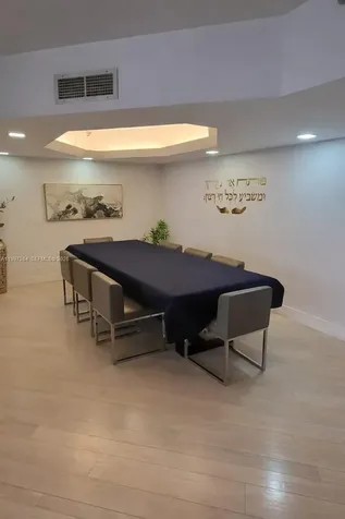 19355 Turnberry Way Aventura FL 33180