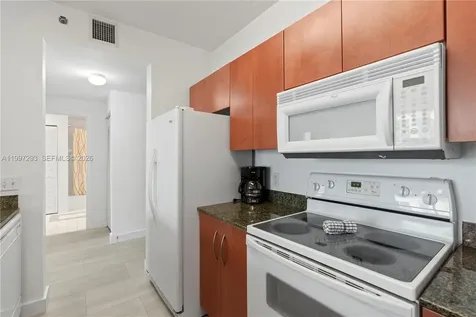 1200 Brickell Bay Drive Miami FL 33131