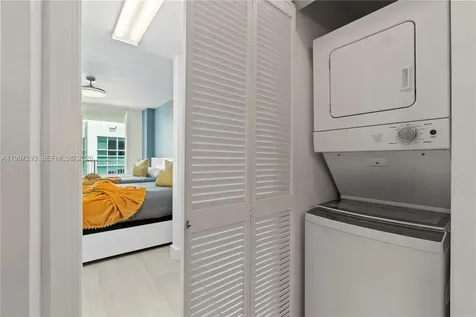 1200 Brickell Bay Drive Miami FL 33131