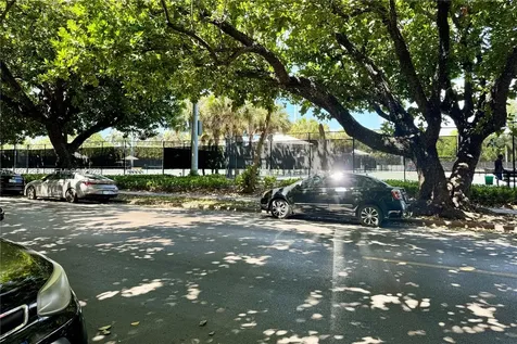 1219 Meridian Avenue Miami Beach FL 33139