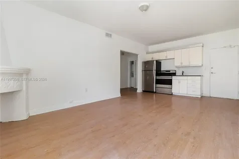 1219 Meridian Avenue Miami Beach FL 33139