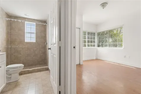 1219 Meridian Avenue Miami Beach FL 33139